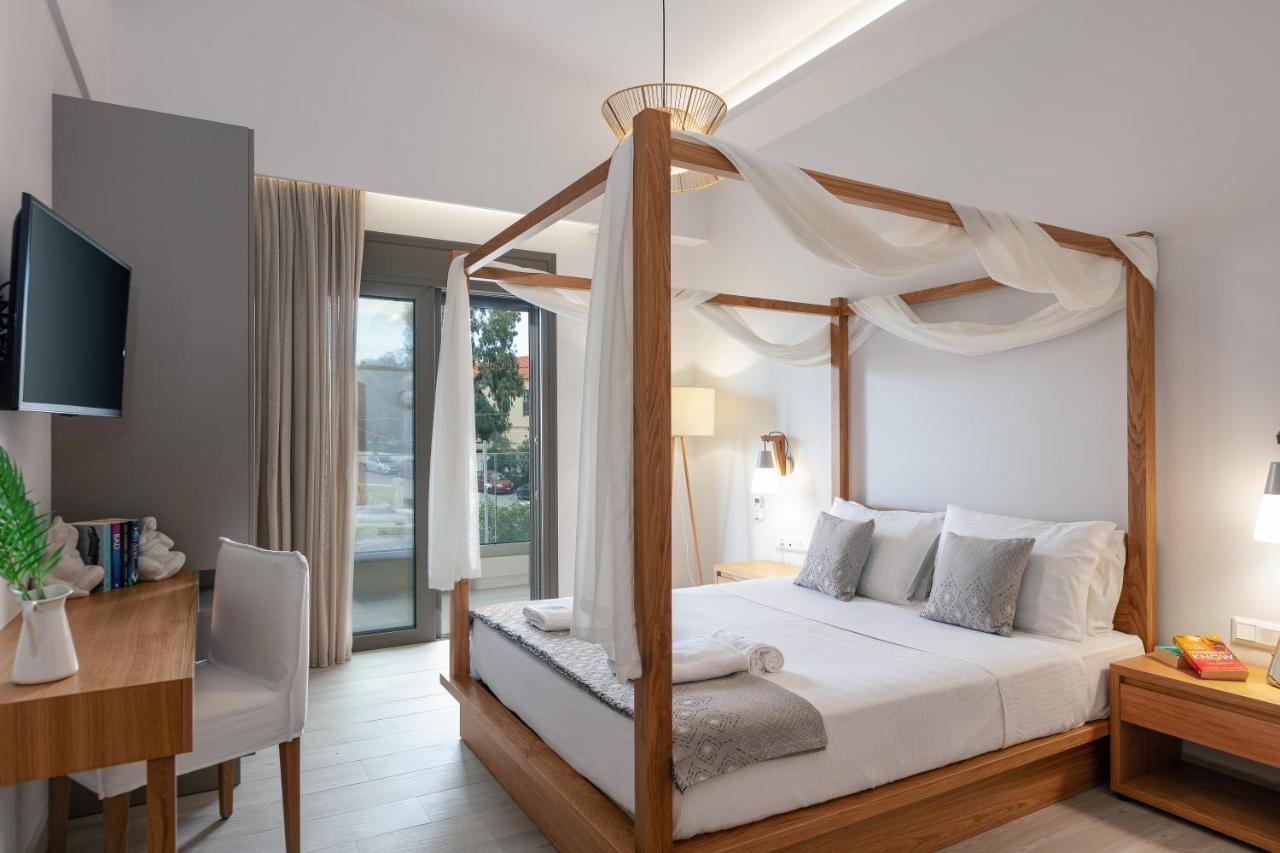 Lagoon Seabreeze Villa, Sumptuous Retreat, By Thinkvilla Panormos  Exterior photo
